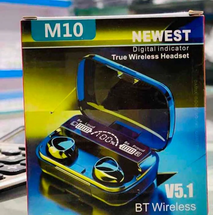 TWS M10 V5.3 Earbuds With Power Bank 2200 MAH - Image 2